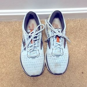 Brooks Ghost Running shoes